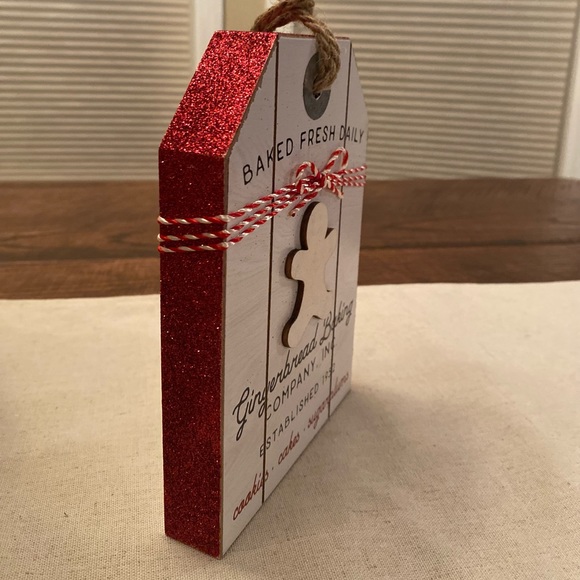 Christmas Gingerbread Man Wood Decor Sign For Tier Trays Tabletop Or Shelf - Picture 12 of 12